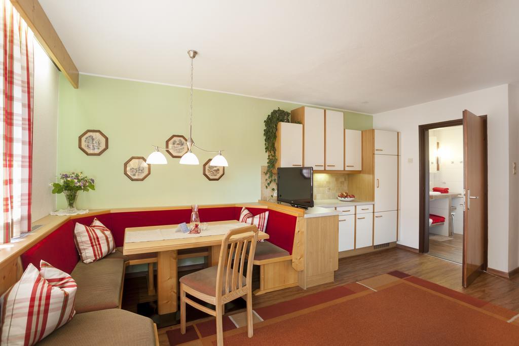 מטרי אין אוסטירול Ferienhaus Sonnenhang מראה חיצוני תמונה
