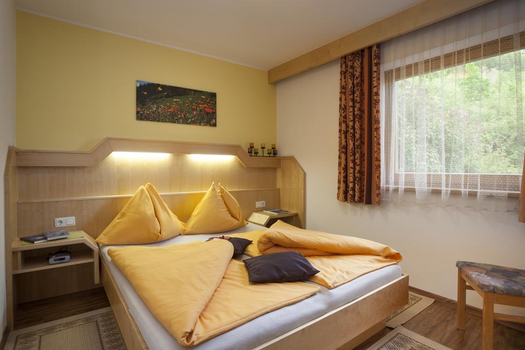 מטרי אין אוסטירול Ferienhaus Sonnenhang מראה חיצוני תמונה