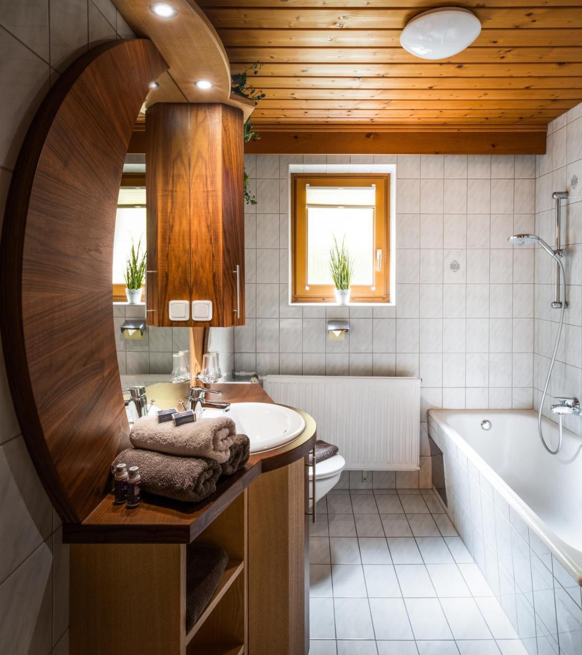 מטרי אין אוסטירול Ferienhaus Sonnenhang מראה חיצוני תמונה